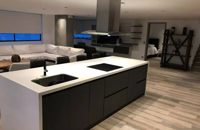 Pent-house dos niveles Parque Lleras terraza y BBQ