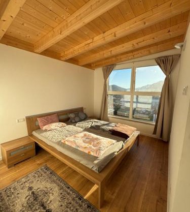 Penthouse 17 Vils