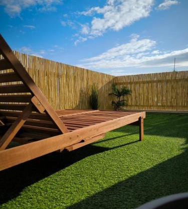 Penthouse 350m from metro station!