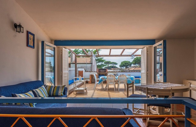 Penthouse a few steps from the sea between the Circeo and Terracina