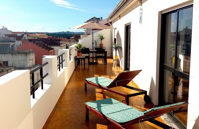 Penthouse Apartment in City Center, great views!