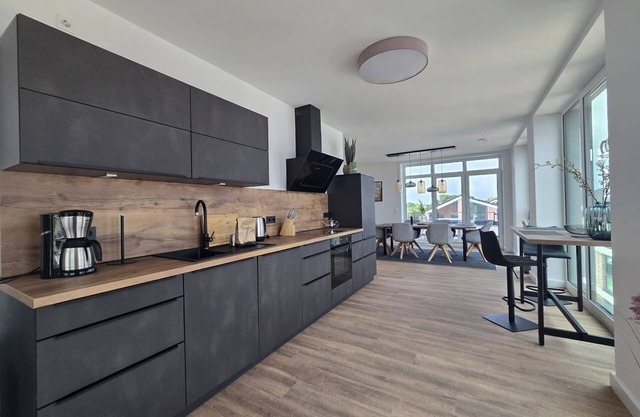 Penthouse beach oasis with wonderful roof terrace and sauna - Welcome