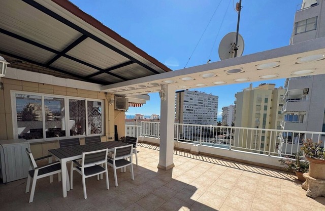 Penthouse with terrace and sea views