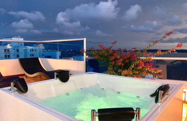 Penthouse Mirador jacuzzi