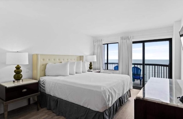 PENTHOUSE SUITE GRANDE BEACH RESORT