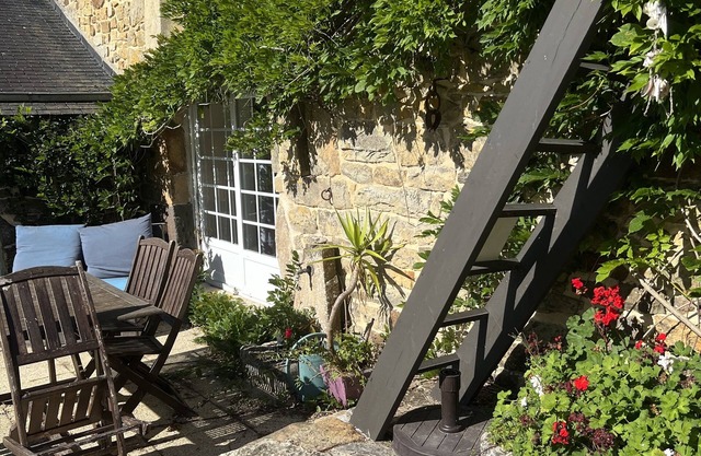 Penty Gwen in a listed 17th century Breton farmhouse for 4 people