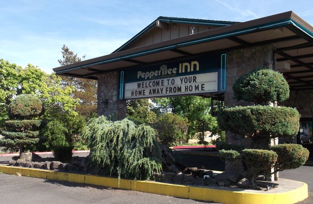 PepperTree Inn