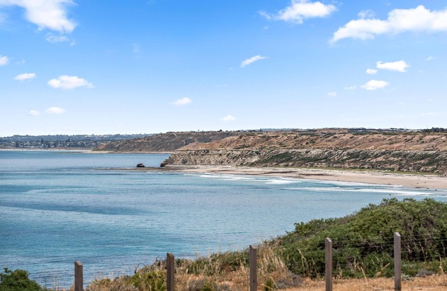 Percival Point ~ Port Willunga - Sweeping Pt. Willunga Sea Views