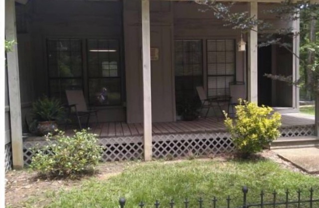 Percy Quinn Vacation Rental B