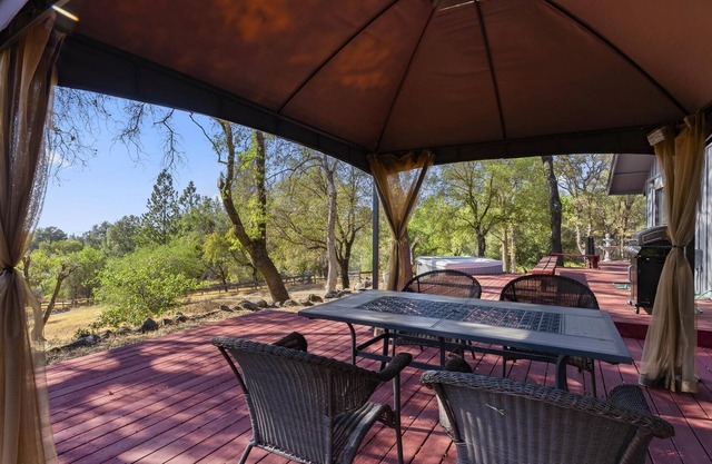 Perfect Getaway from the Daily Hustle & Bustle!