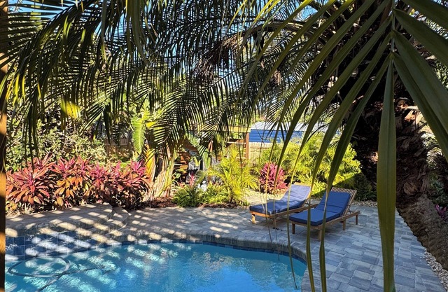 Perfect Location Between New Smyrna And Daytona Beach - 10 Minutes To The Beach
