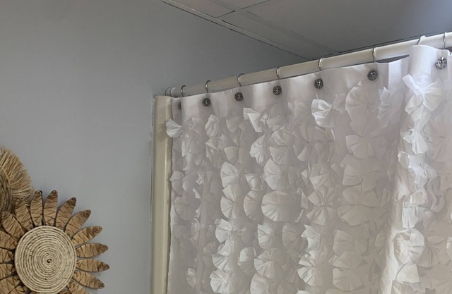Perfect Location ! Immaculately kept Studio - sleeps 4