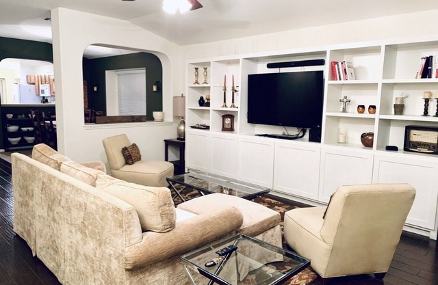 Perfectly located 3BR (no steps) - sleeps up to 7
