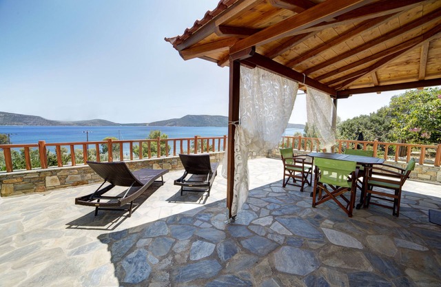 Peristera View Maisonettes In Alonissos Island