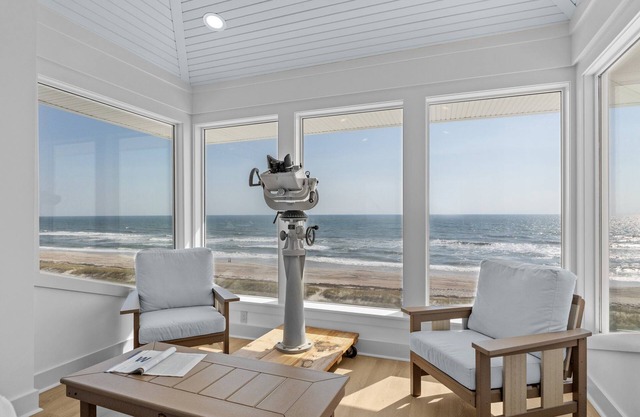 Perkins Cottage- Ocean Front/Pet Friendly Home