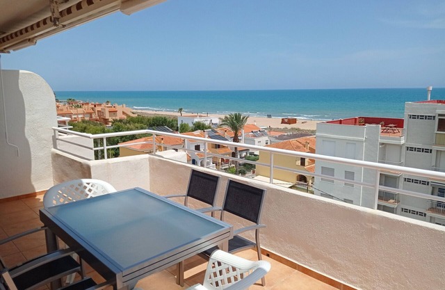 PERLA III bl.I 6ºB ático Solo Familias!