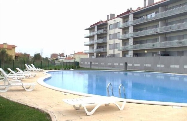 Pérola do Oeste - T1 with pool 3 min walk from the beach