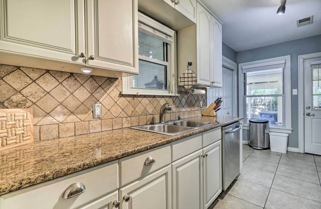Pet-Friendly Austin Home w/Fenced Backyard!