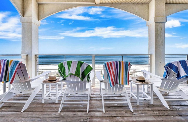 Pet Friendly, Beach Front, Swimming Pool, St George Island