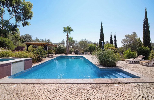 Pet-friendly Finca Fazendinha with Mountain View, Pool, Wi-Fi, Garden & Terrace
