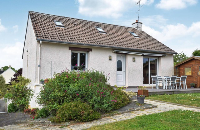 Pet friendly home in Marcey-les-Grèves