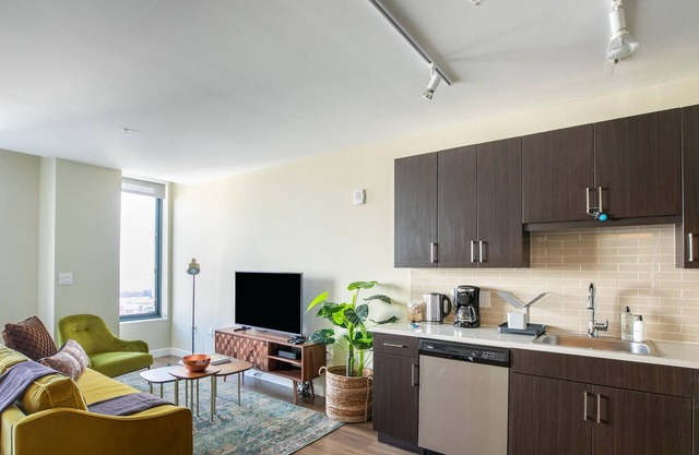 Pet-Friendly Furnished 1BR in Boston w/ Gym