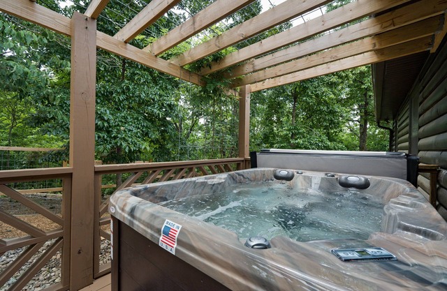 Pet Friendly! Hot Tub | Pool Table & Fire Pit