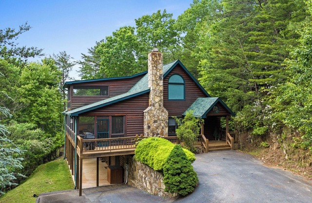 Pet Friendly, Hot tub, Pool Table, Near Hiking Trails, Lake, River