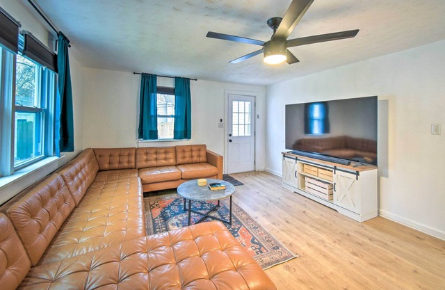 Pet-Friendly Norfolk Home w/ Patio!
