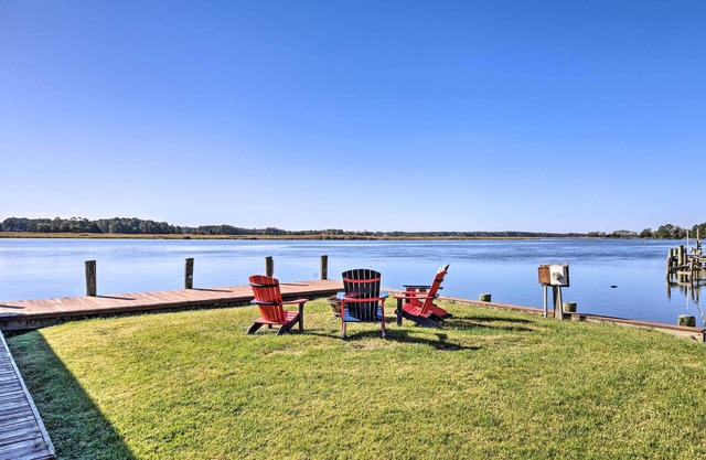 Pet-Friendly Quantico Home w/River Views!