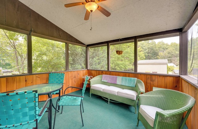 Pet-Friendly Queensbury Home w/Screened Porch
