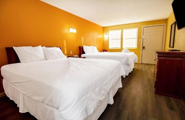 Pet Friendly Room W/Parking Near Seiling Airport & Outdoor Parks