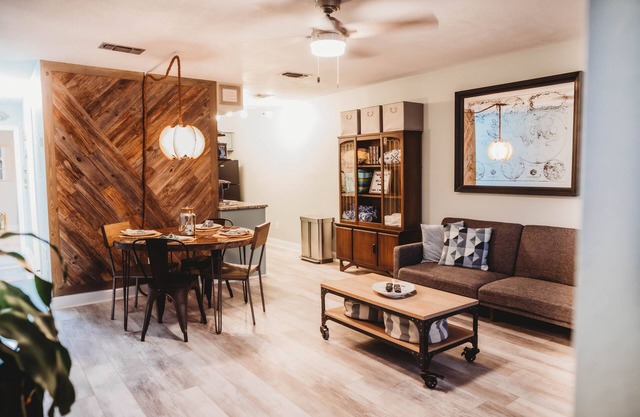 Pet Friendly Soundside Eclectic Beach Cottage