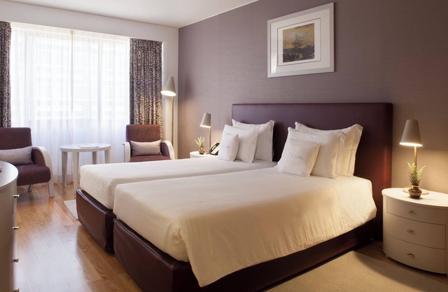Pet-Friendly Space at Altis Suites – Three Contemporary Units in Lisbon, Kitchen