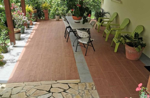 PETIT COLIBRI - Apartment/Downstairs Villa Air Conditioned - Calm and serenity