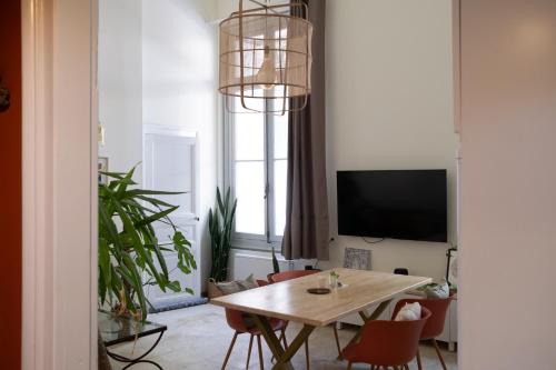 Petit duplex cosy à Sète