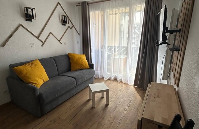 Peyragudes Studio with mountain view (Peyresourde/loudenvielle slope)