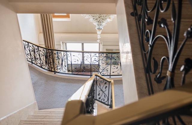 PHI Hotel Astoria
