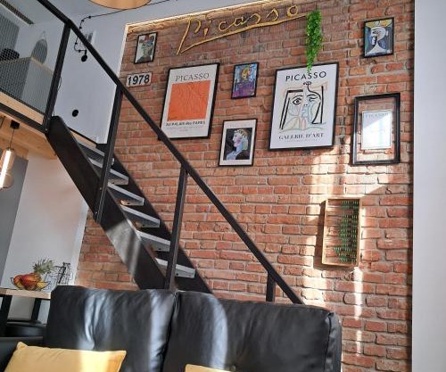 Picasso Loft