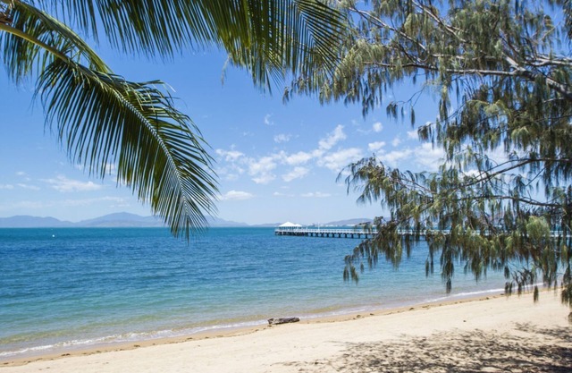 Picnic Bay Apartments Unit 1