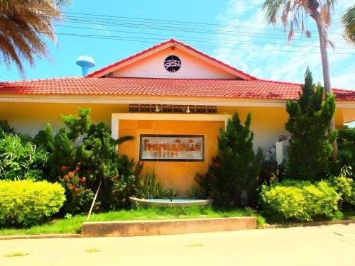 Picnic Sriracha Hotel