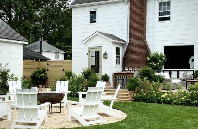 Picture Perfect Greenport Cottage