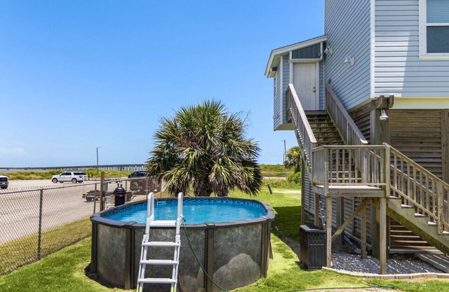 PIECES OF EIGHT - Pieces of Eight