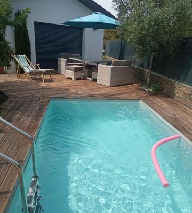 Pignon sur piscine