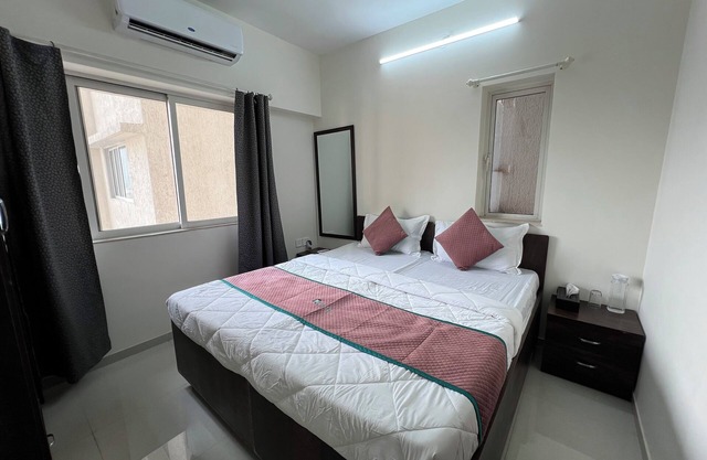 Pinaki Comfort Stay Omkar Signet