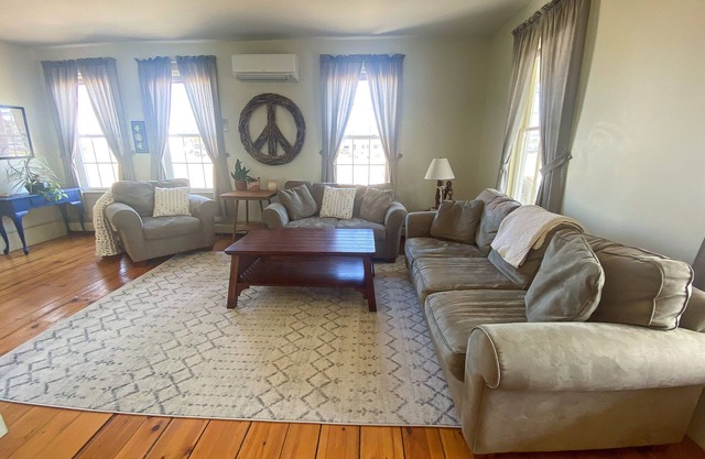 Pine Point Beach Retreat! 8 Bedroom, Pet Friendly family compound