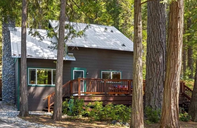 Pinecrestarearental #15 9/5-12/10 no holidays book 2 nights get 3rd night free.