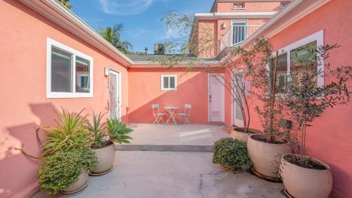 Pink Revival Historic Remodeled Bungalows Heart of Hollywood