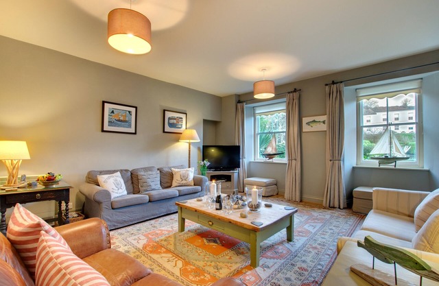 Pisces - Three Bedroom Apartment, Sleeps 6