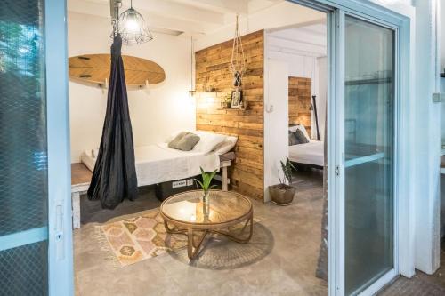 PITI Nest Self-Service Home in Rainforest Nest - Wi-fi, Monkeys, Bats, Pet Friendly with a Fee